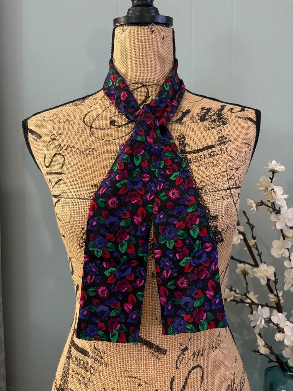 Vintage Vibrant Floral Print Scarf